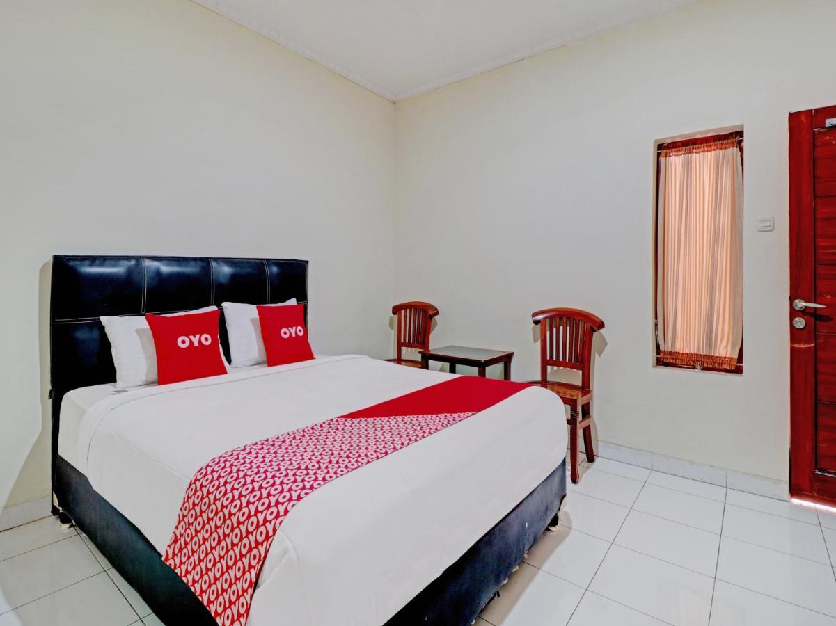 Capital O 90407 Wisma Bahtera Hotel Cirebon Extérieur photo