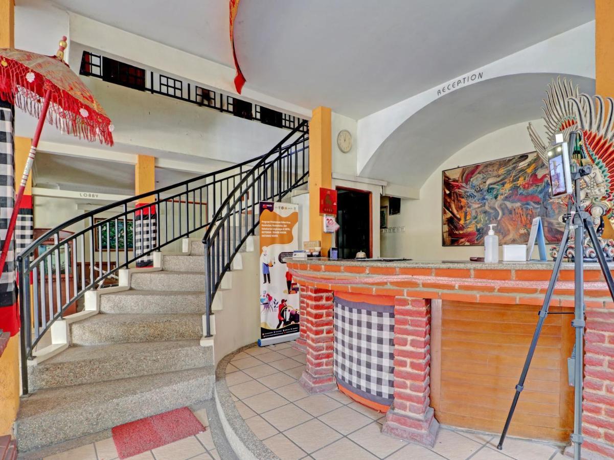 Capital O 90407 Wisma Bahtera Hotel Cirebon Extérieur photo
