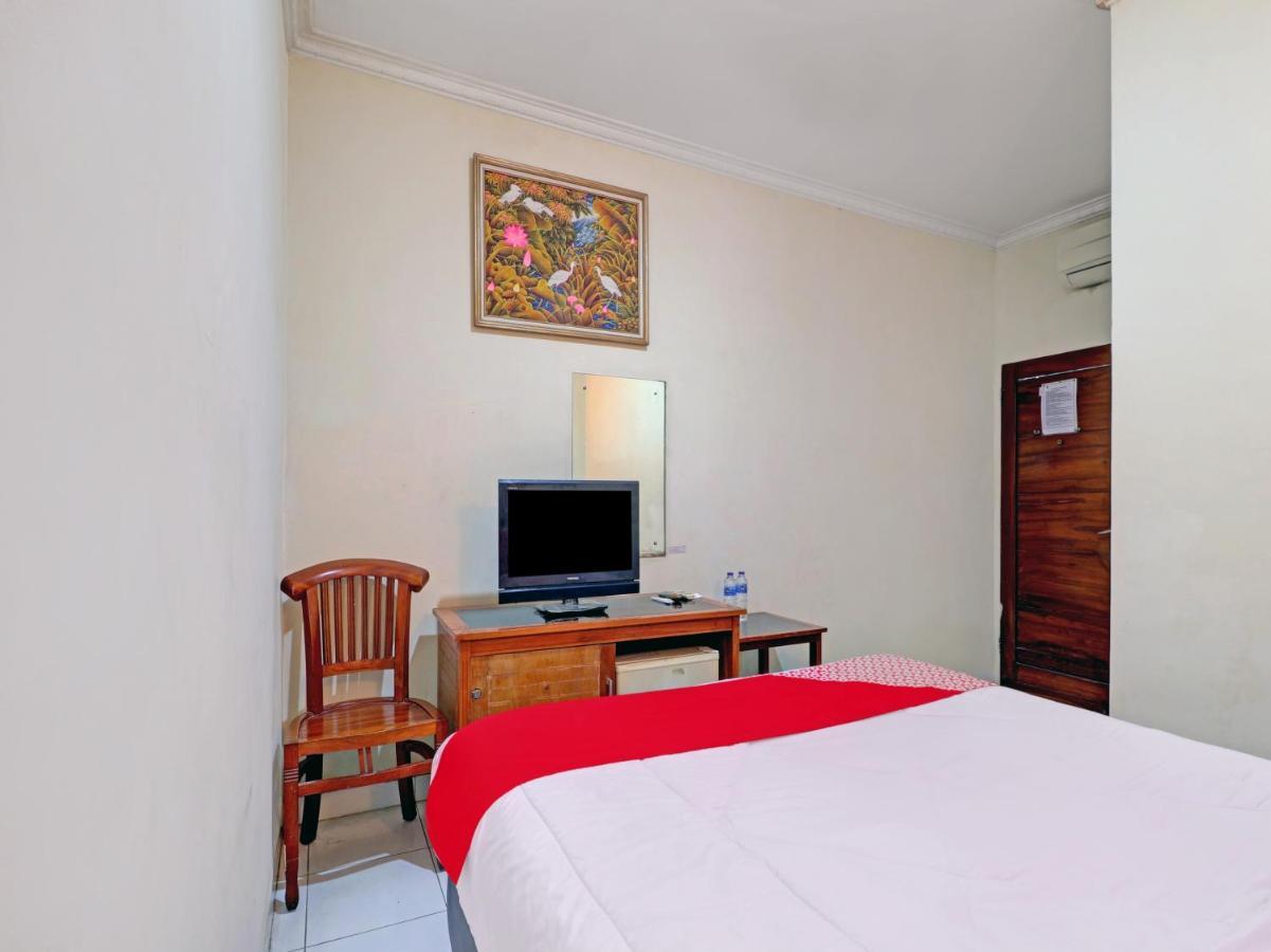 Capital O 90407 Wisma Bahtera Hotel Cirebon Extérieur photo