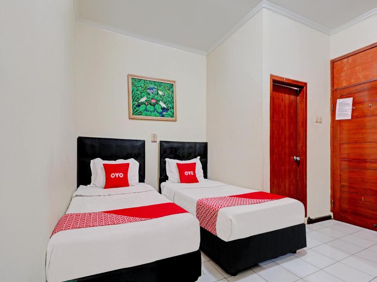 Capital O 90407 Wisma Bahtera Hotel Cirebon Extérieur photo