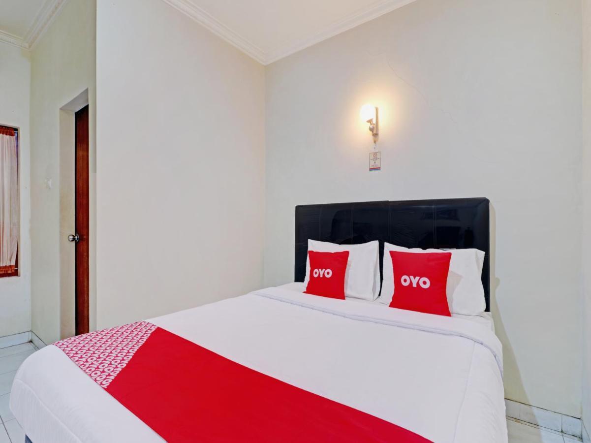Capital O 90407 Wisma Bahtera Hotel Cirebon Extérieur photo