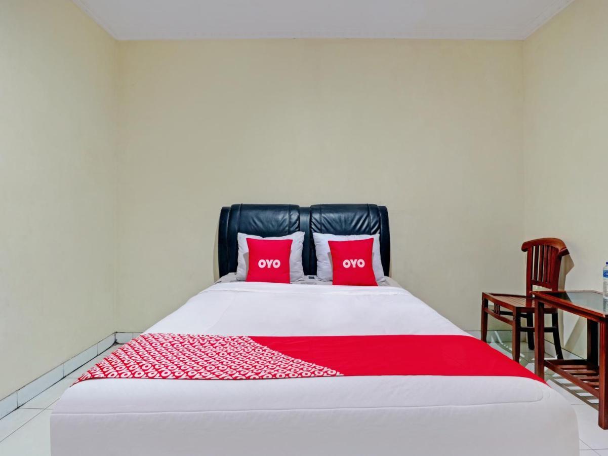 Capital O 90407 Wisma Bahtera Hotel Cirebon Extérieur photo