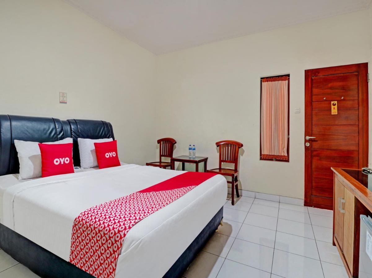 Capital O 90407 Wisma Bahtera Hotel Cirebon Extérieur photo