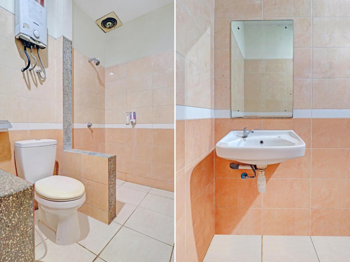 Capital O 90407 Wisma Bahtera Hotel Cirebon Extérieur photo