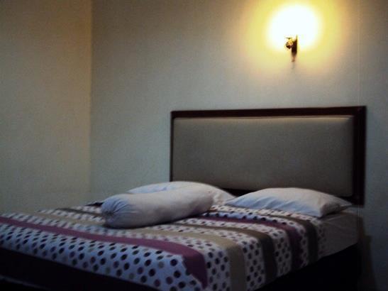 Capital O 90407 Wisma Bahtera Hotel Cirebon Extérieur photo